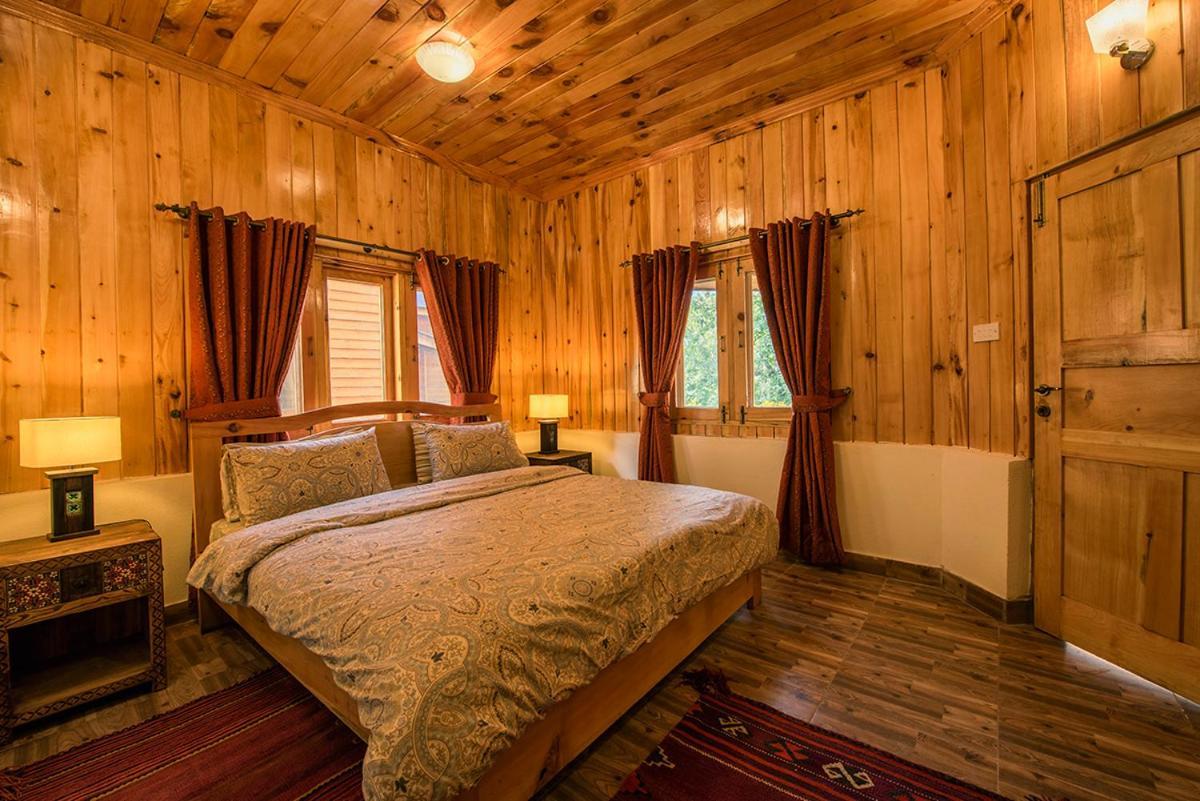 Отель Arcadian Sprucewoods Shogran Экстерьер фото