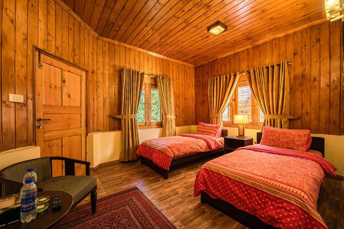 Отель Arcadian Sprucewoods Shogran Экстерьер фото