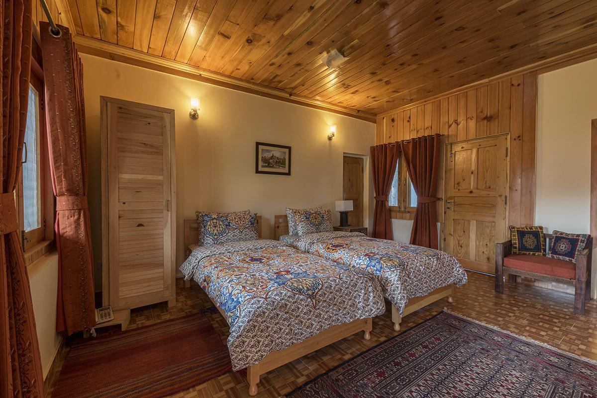 Отель Arcadian Sprucewoods Shogran Экстерьер фото