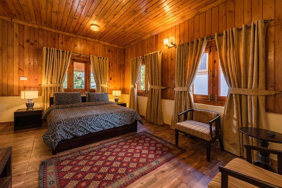 Отель Arcadian Sprucewoods Shogran Экстерьер фото