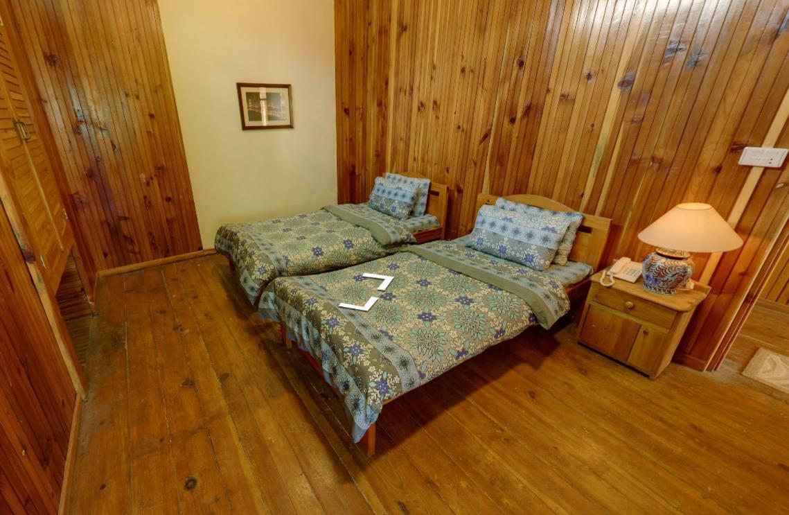 Отель Arcadian Sprucewoods Shogran Экстерьер фото