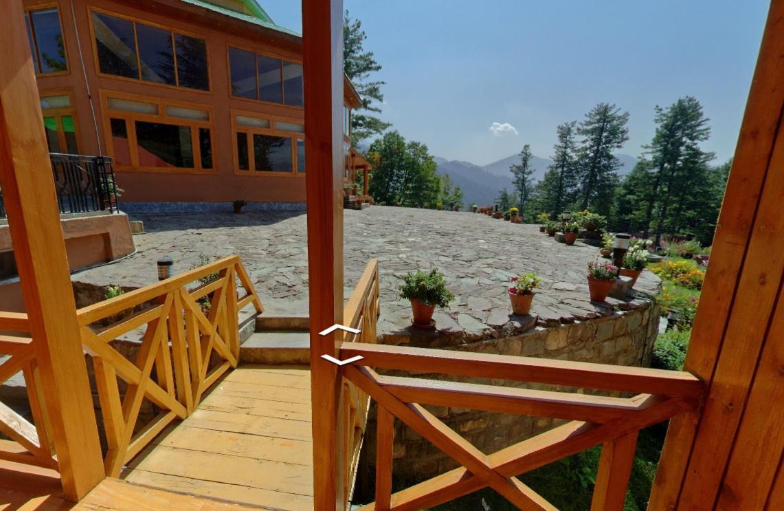 Отель Arcadian Sprucewoods Shogran Экстерьер фото