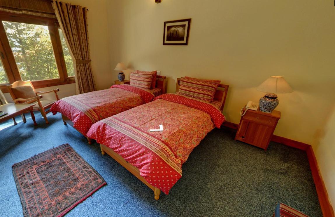 Отель Arcadian Sprucewoods Shogran Экстерьер фото