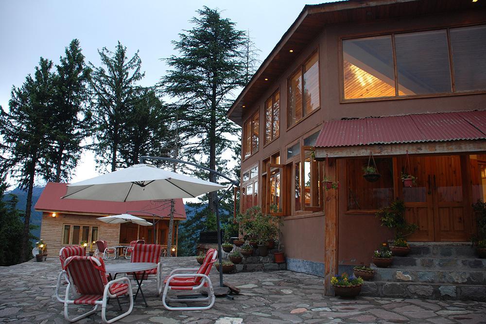 Отель Arcadian Sprucewoods Shogran Экстерьер фото